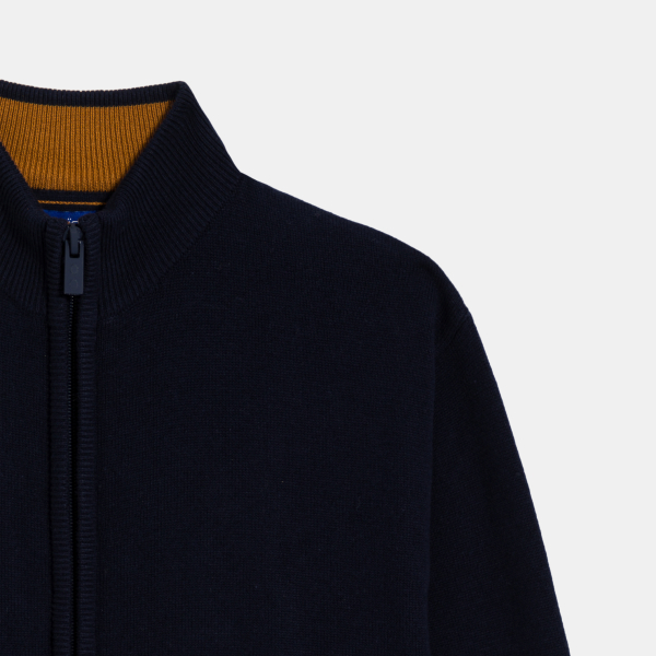 سترة برقبة عالية وسحاب باللون الأزرق الداكن للأولاد